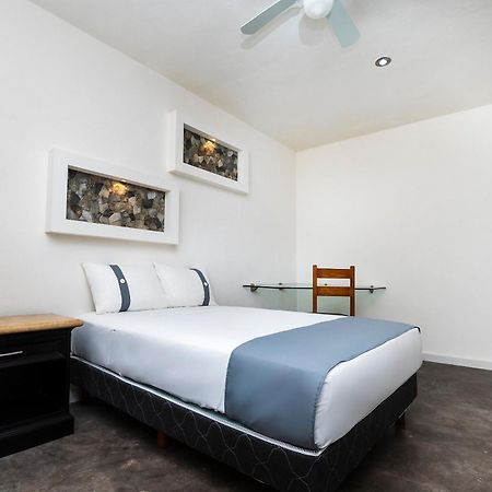 Capital O Hotel Joyma Suites, San Luis San Luis Potosí Dış mekan fotoğraf
