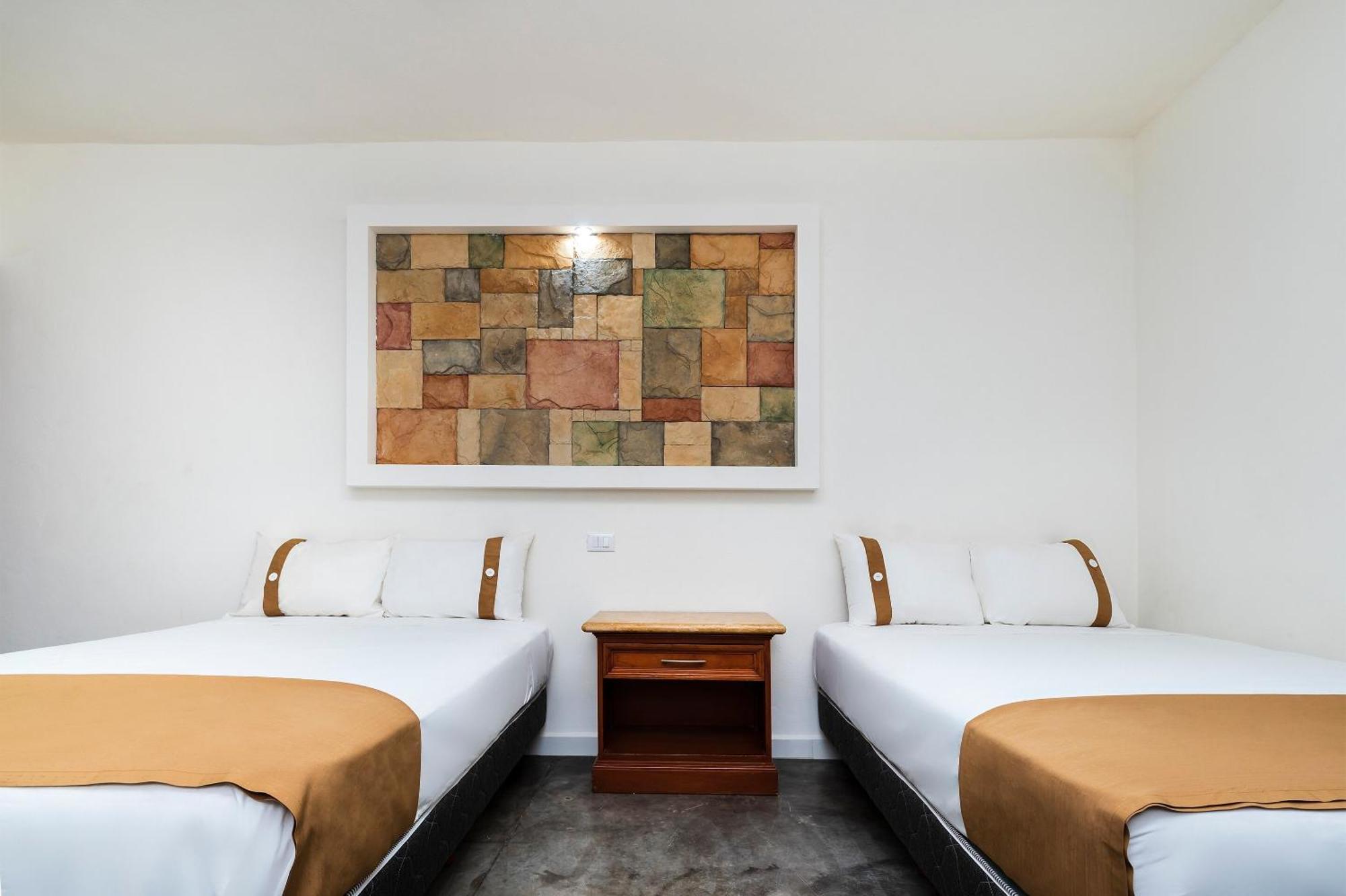 Capital O Hotel Joyma Suites, San Luis San Luis Potosí Dış mekan fotoğraf
