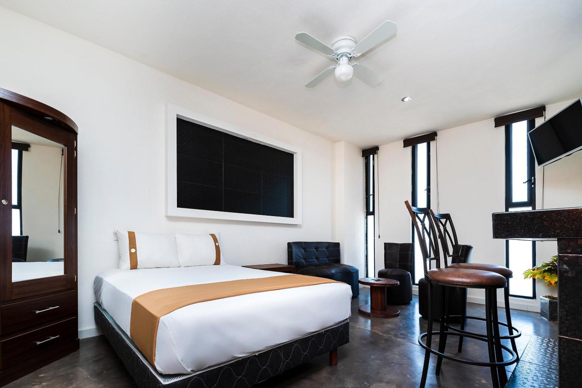 Capital O Hotel Joyma Suites, San Luis San Luis Potosí Dış mekan fotoğraf