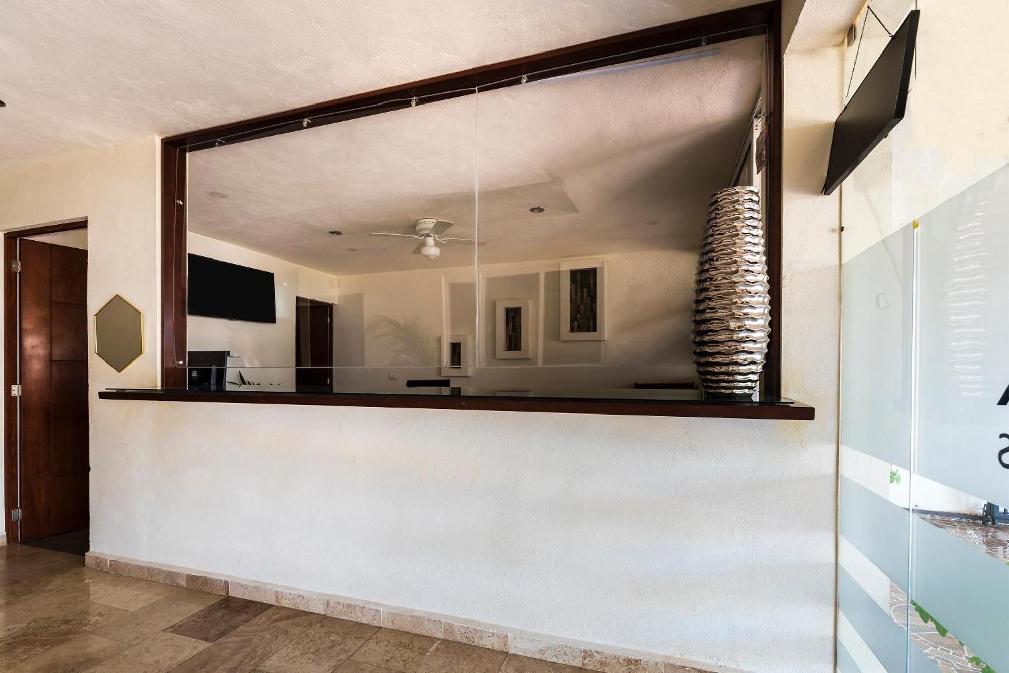 Capital O Hotel Joyma Suites, San Luis San Luis Potosí Dış mekan fotoğraf